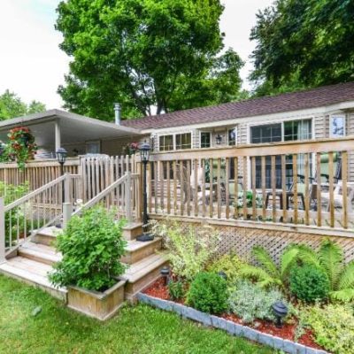 solid-insulated-patio-cover-roof-brown-floor-wood-style-white-grey-bruce-patio